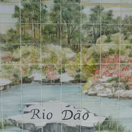 בית נופש Casa Retiro De Lisei פנאלבה דו קסטלו