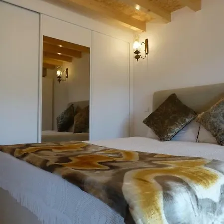 בית נופש Casa Retiro De Lisei פנאלבה דו קסטלו